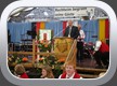 1150 Jahre Buchheim 2011 - Festbankett 
Übergabe des Gastgeschenkes der SHW durch Eberhard Heinemann an  Bürgermeister Hans-Peter Fritz
